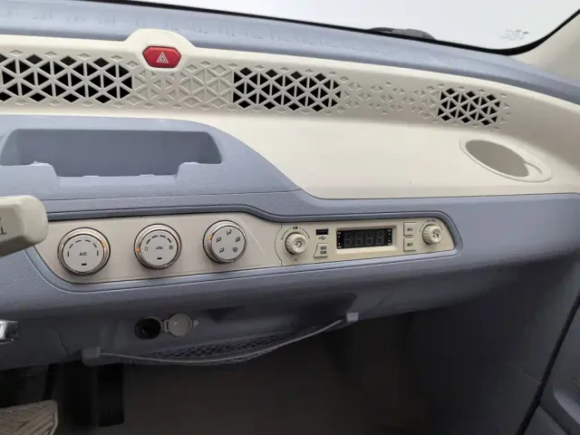 DFSK Mini EV — Фото автомобиля 12