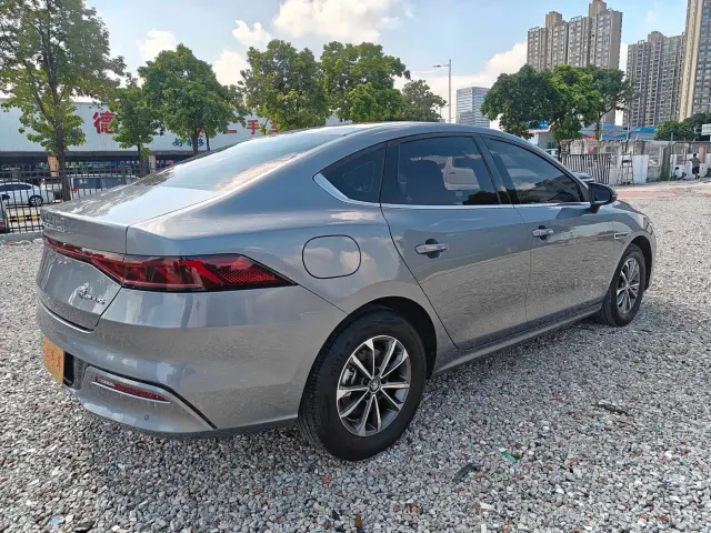 BYD Qin PLUS — Фото автомобиля 5