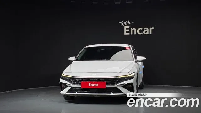 Hyundai Avante — Фото автомобиля 3