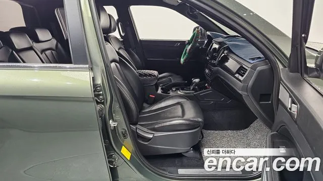 KG_Mobility_Ssangyong Rexton Новый Rexton Sport Дизель 2.2 4WD — Фото автомобиля 26
