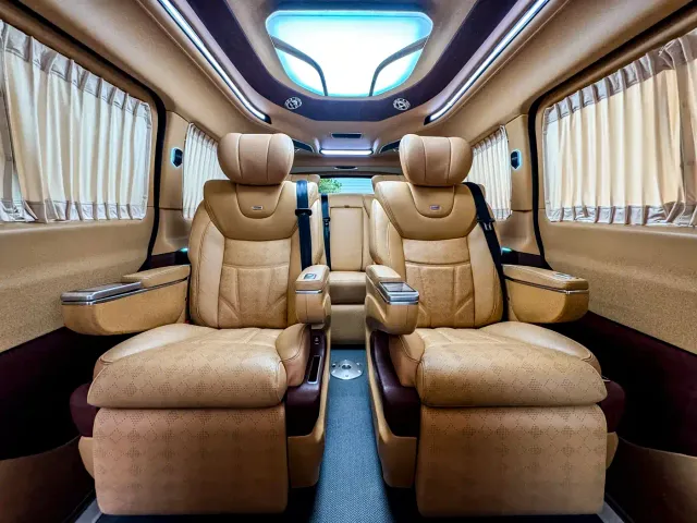 Mercedes-Benz V-Class — Фото автомобиля 20