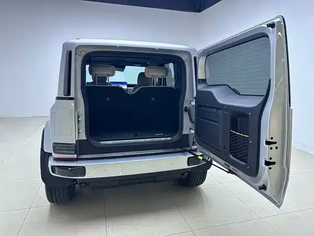 iCAR V23 — Фото автомобиля 15