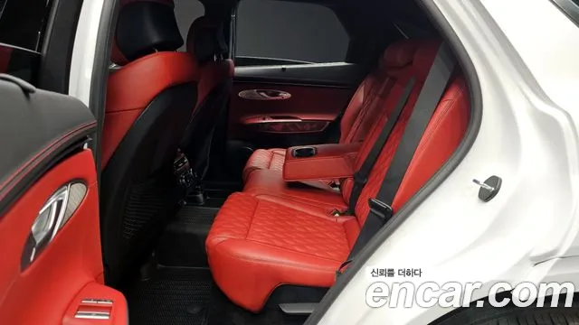 Genesis GV70 2.5T Бензин AWD — Фото автомобиля 12