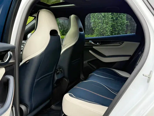 BYD Qin PLUS — Фото автомобиля 5