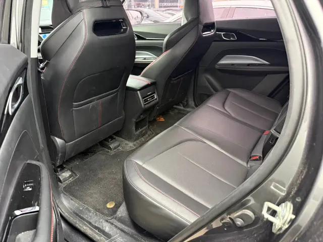 Changan Z6 — Фото автомобиля 5
