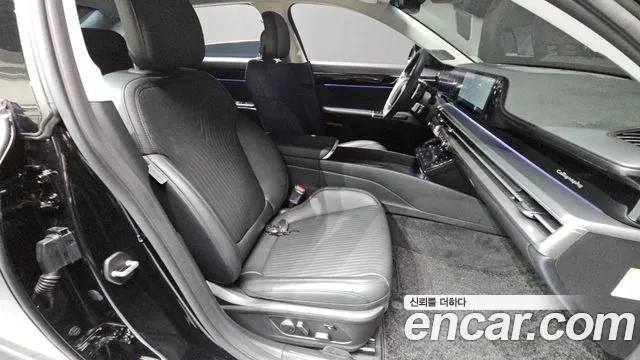 Hyundai Grandeur GN7 — Фото автомобиля 16