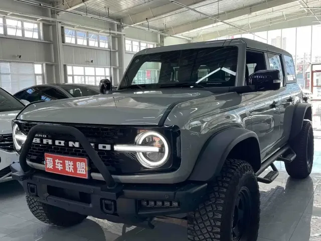 Фотография автомобиля — Ford Bronco
