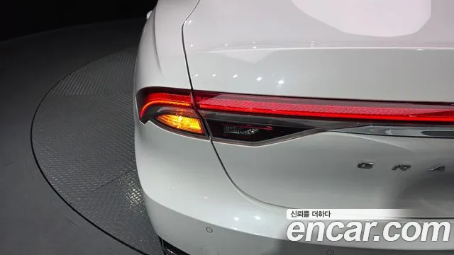 Hyundai Grandeur — Фото автомобиля 20