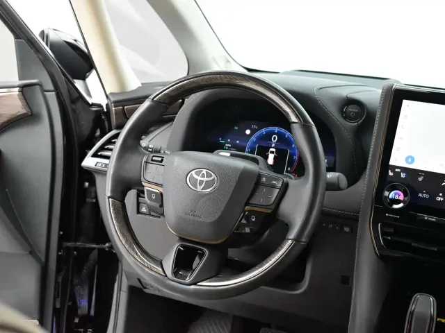 Toyota Alphard — Фото автомобиля 9