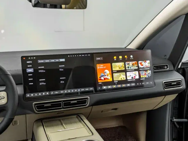 Li Auto MEGA — Фото автомобиля 23