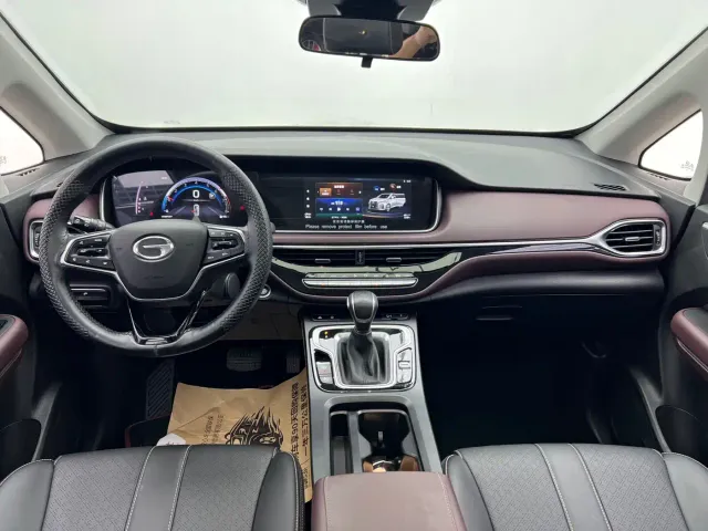 GAC Trumpchi M6 — Фото автомобиля 18