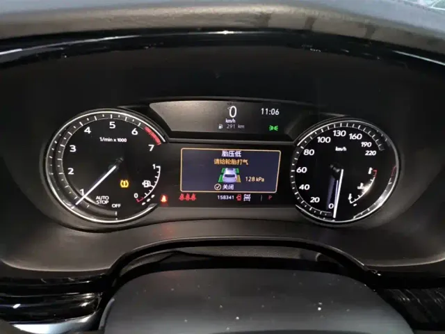 Cadillac XT6 — Фото автомобиля 11