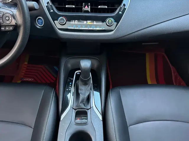 Toyota Corolla — Фото автомобиля 12