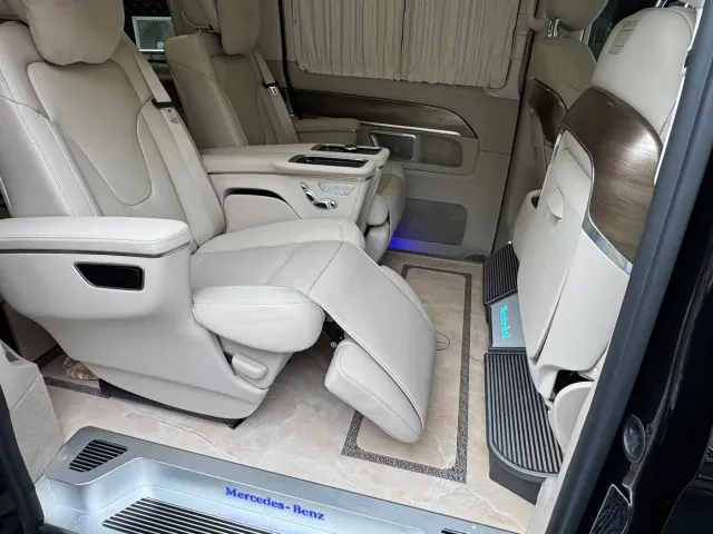 Mercedes-Benz V-Class — Фото автомобиля 23