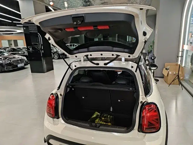 MINI Hatch — Фото автомобиля 18