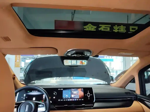 WEY WEY Alpine 2023 AWD Executive Long Wheelbase — Фото автомобиля 17