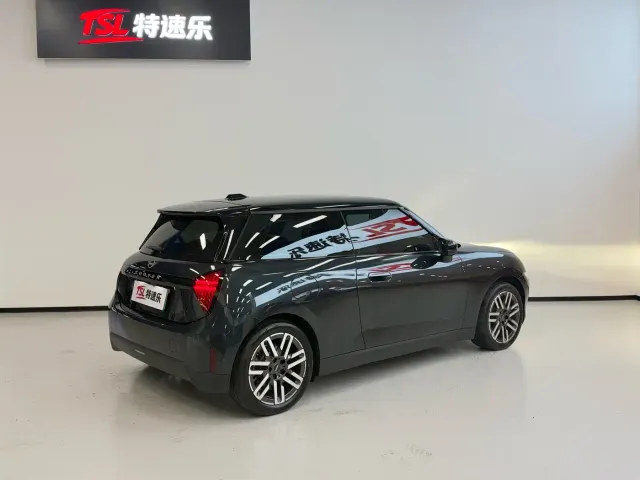 MINI Cooper — Фото автомобиля 4