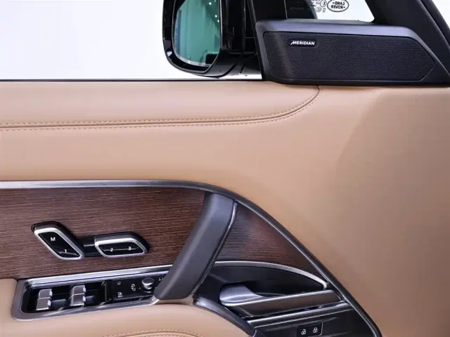 Land Rover Range Rover — Фото автомобиля 17
