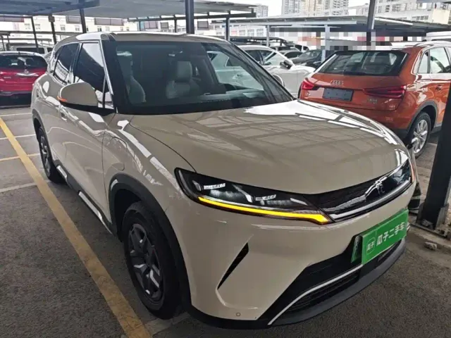 BYD Yuan UP — Фото автомобиля 3
