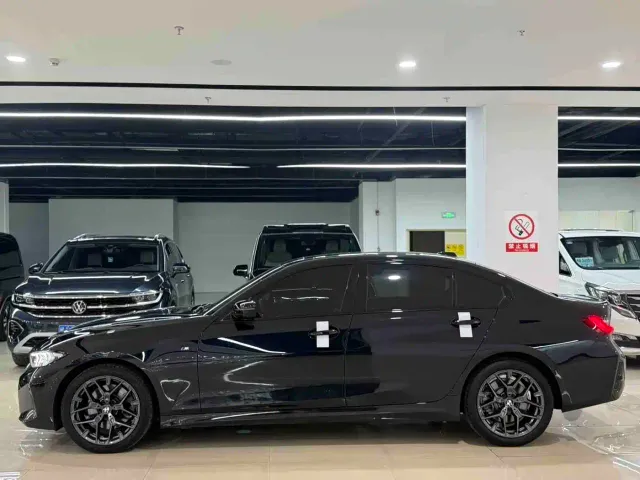 BMW 3 Series — Фото автомобиля 3