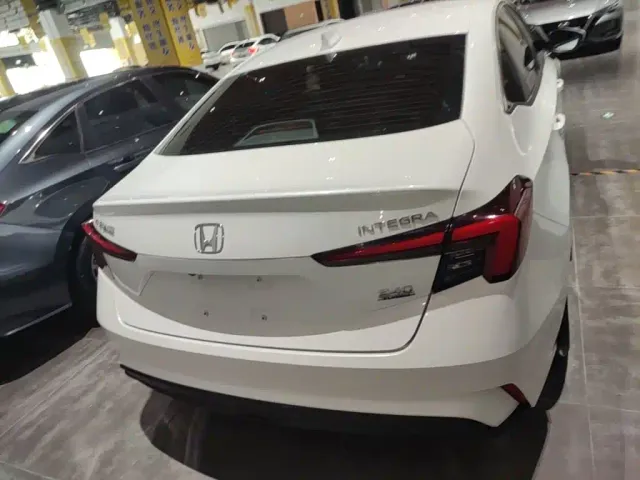 Honda Integra — Фото автомобиля 5