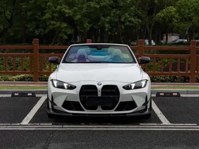 BMW M4 — Фото автомобиля 2