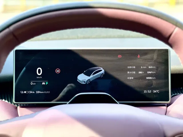 Nio ET5 Touring — Фото автомобиля 7