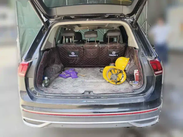 Volkswagen Tiguan L — Фото автомобиля 5