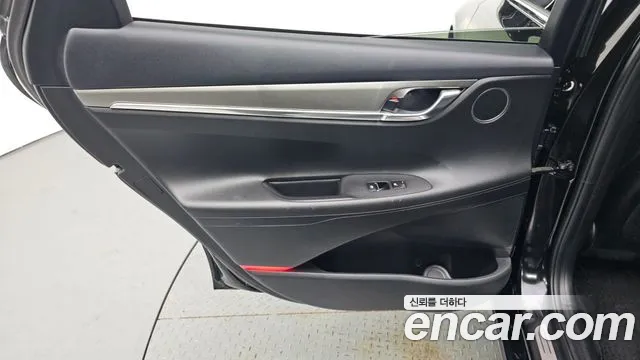 Hyundai Grandeur (New) Hybrid — Фото автомобиля 25