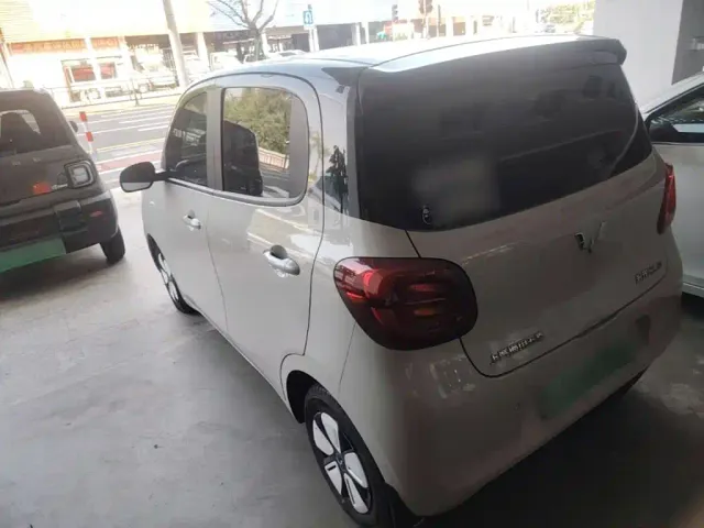 Wuling Hongguang Mini EV — Фото автомобиля 4