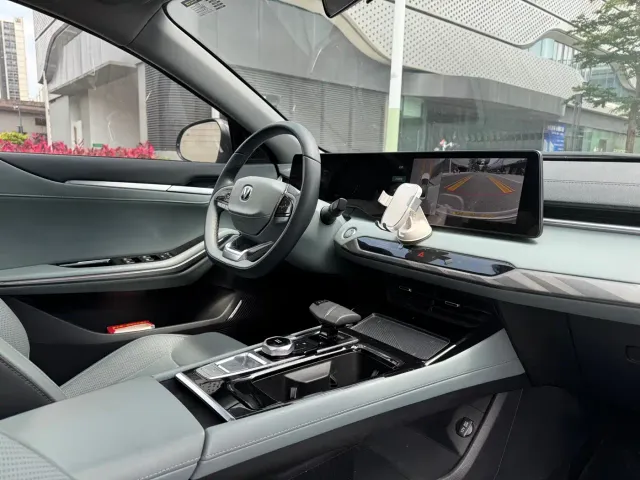 Changan Raeton Plus — Фото автомобиля 12