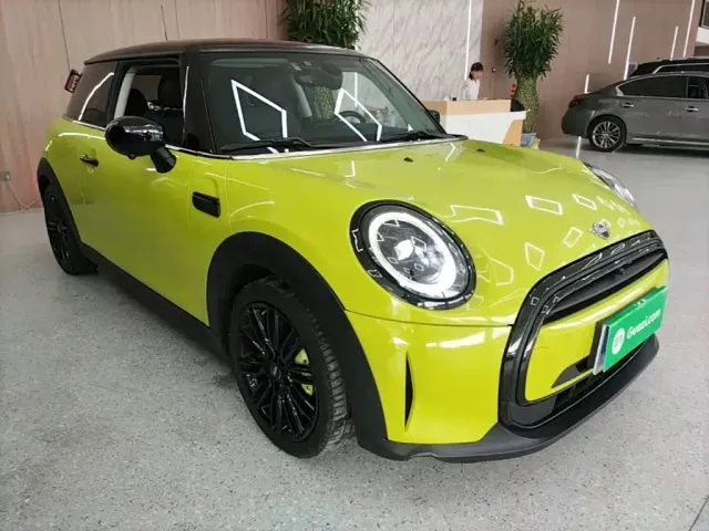 MINI Hatch — Фото автомобиля 3