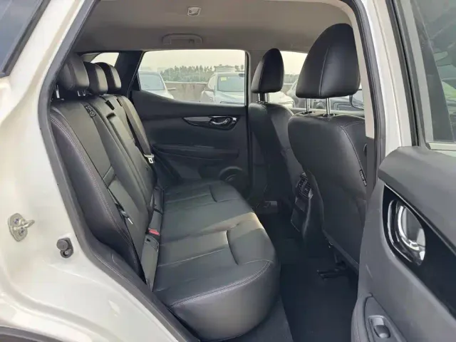 Nissan Qashqai — Фото автомобиля 14