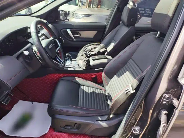 Land Rover Discovery Sport — Фото автомобиля 14