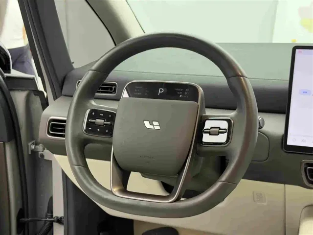 Li Auto MEGA — Фото автомобиля 13