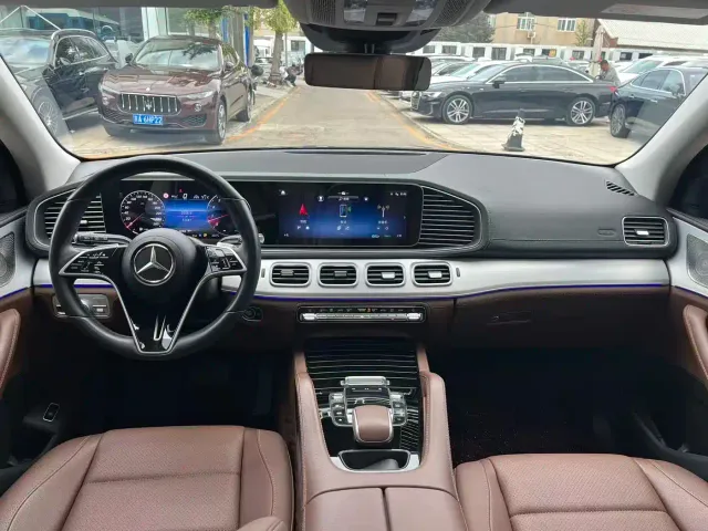 Mercedes-Benz GLE-Class — Фото автомобиля 14