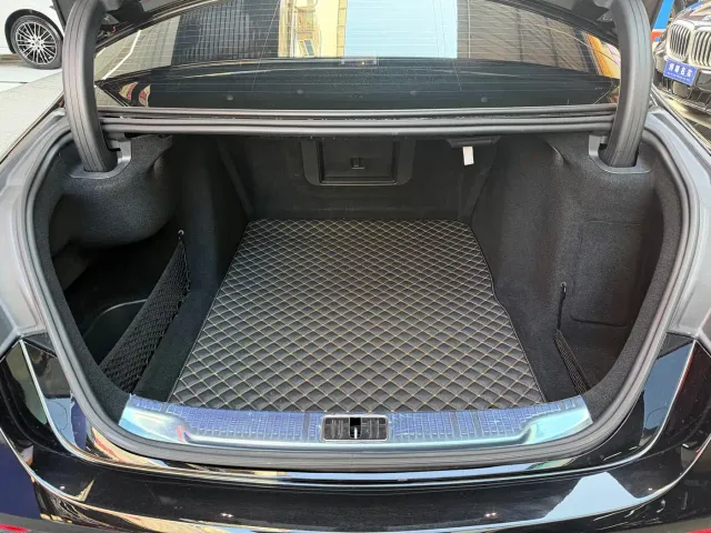 Mercedes-Benz S-Class — Фото автомобиля 19