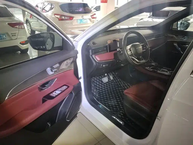 Jetour X70 Plus — Фото автомобиля 15