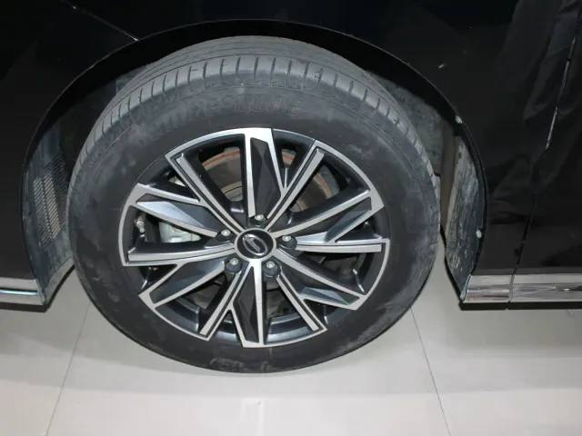 GAC Trumpchi M8 — Фото автомобиля 21