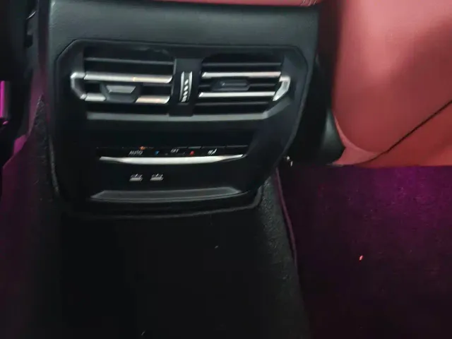 BMW 3 Series — Фото автомобиля 10