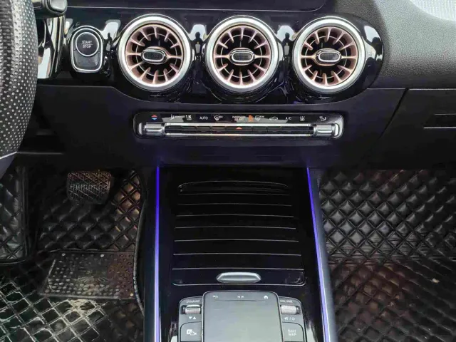 Mercedes-Benz EQA — Фото автомобиля 17