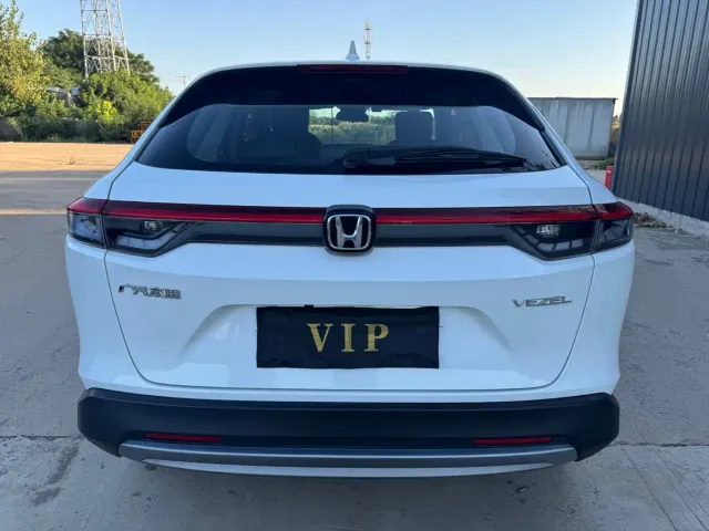 Honda Vezel — Фото автомобиля 4