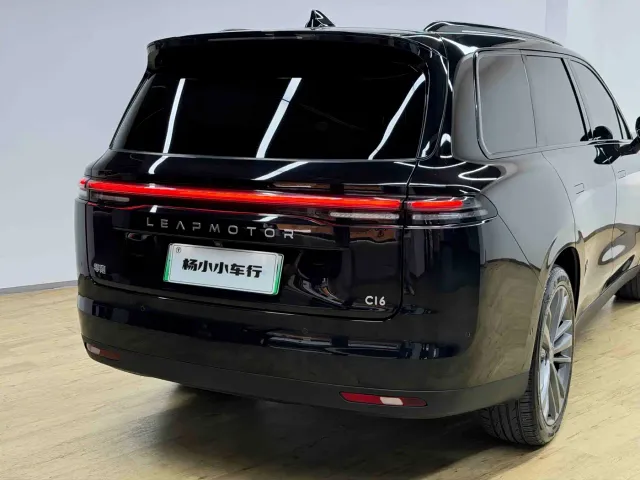 Leapmotor C16 — Фото автомобиля 26