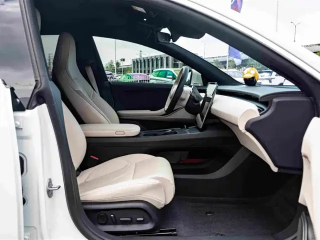 Nio ET5 Touring — Фото автомобиля 20