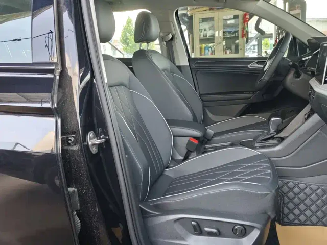 Volkswagen Tiguan L — Фото автомобиля 4