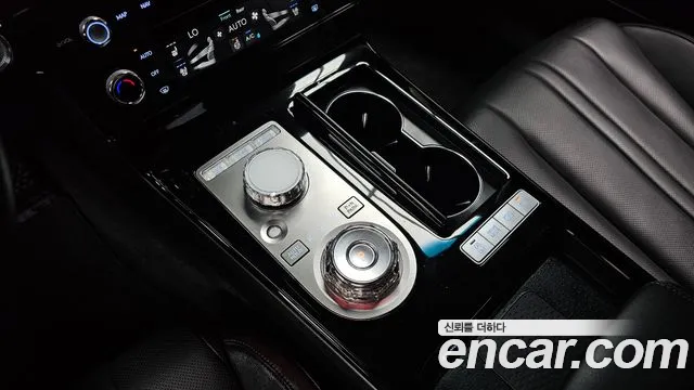 Genesis G80 RG3 — Фото автомобиля 12