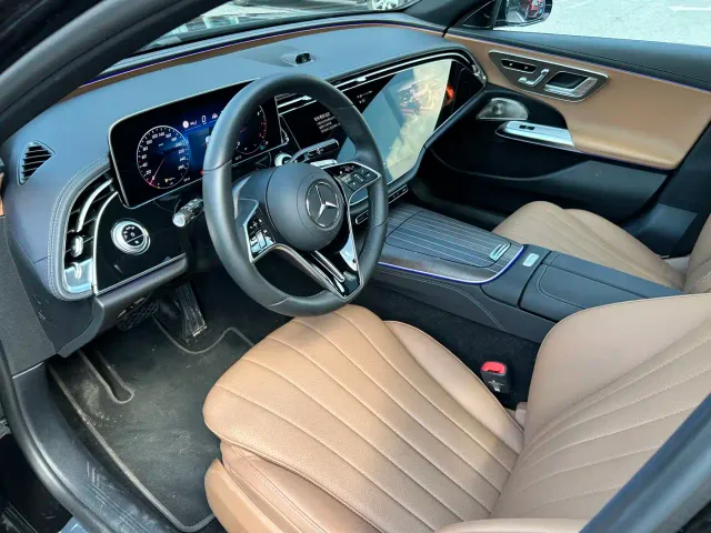 Mercedes-Benz E-Class — Фото автомобиля 6