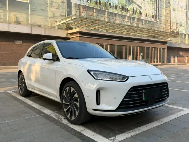 Aito M5 — Фото автомобиля 3