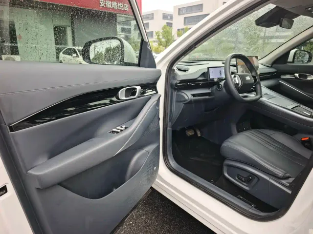 Geely Galaxy E5 — Фото автомобиля 4