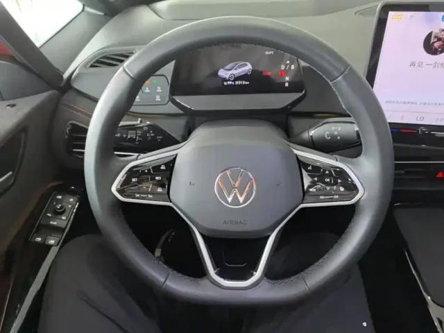 Volkswagen ID.3 — Фото автомобиля 10